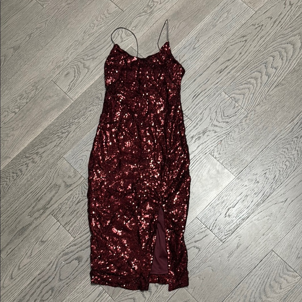 Elegant Burgundy Sequin Dress
